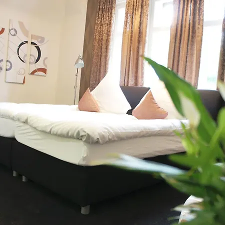Hotel Kleine Frankfurt 2*